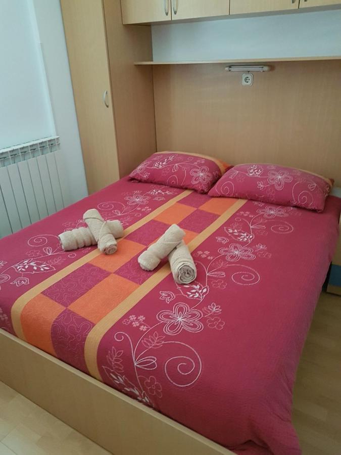 Apartments&Rooms Villa Adamović Umago Esterno foto