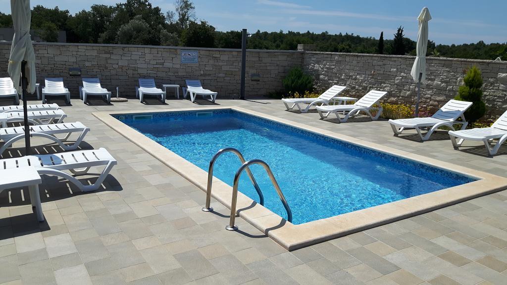 Apartments&Rooms Villa Adamović Umago Esterno foto