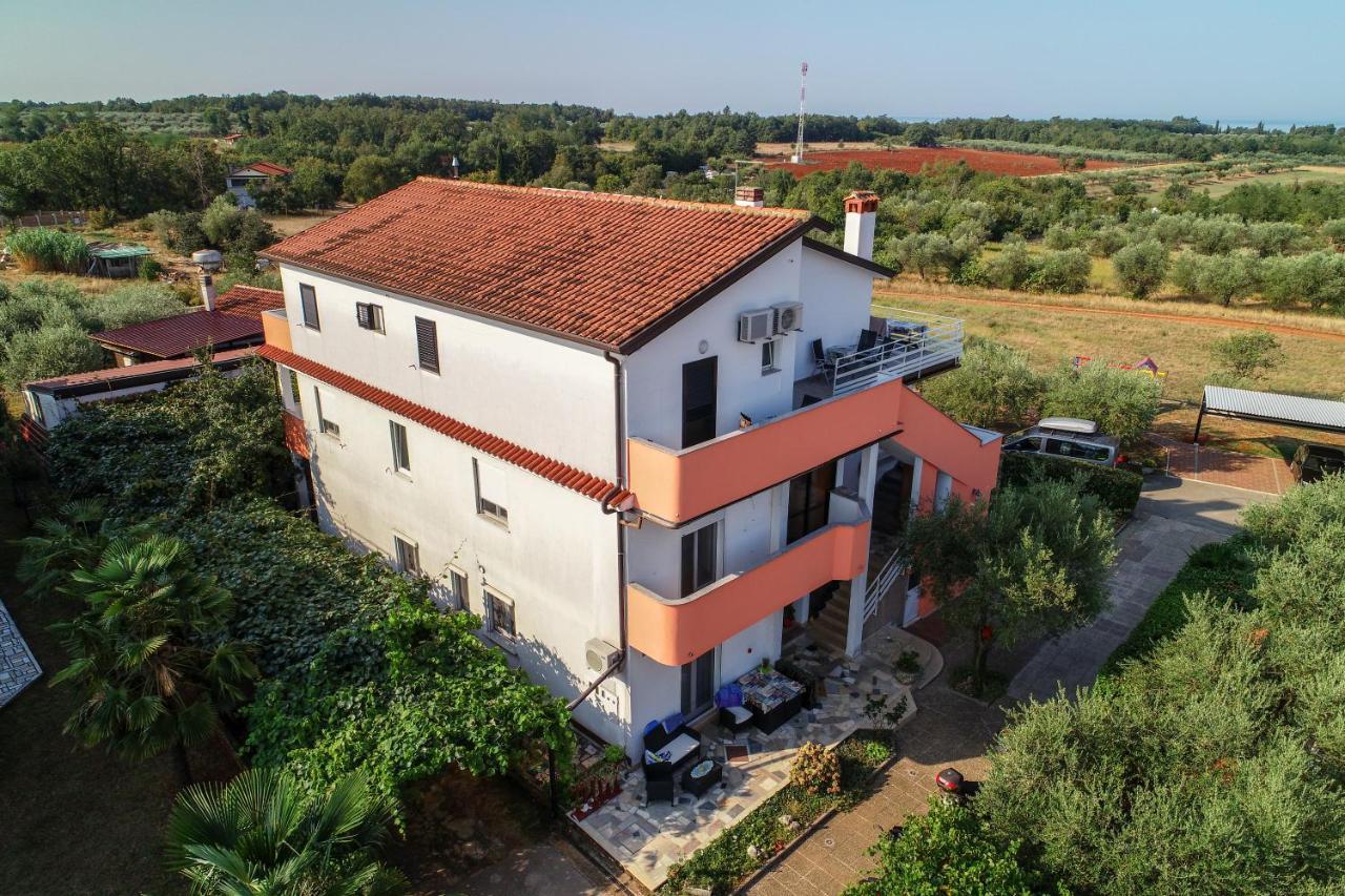 Apartments&Rooms Villa Adamović Umago Esterno foto